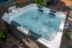 Zoppinh MSPA OSLO Rame Series hot tub and spa with sleek design, featuring built-in seats and jets for relaxing hydrotherapy.